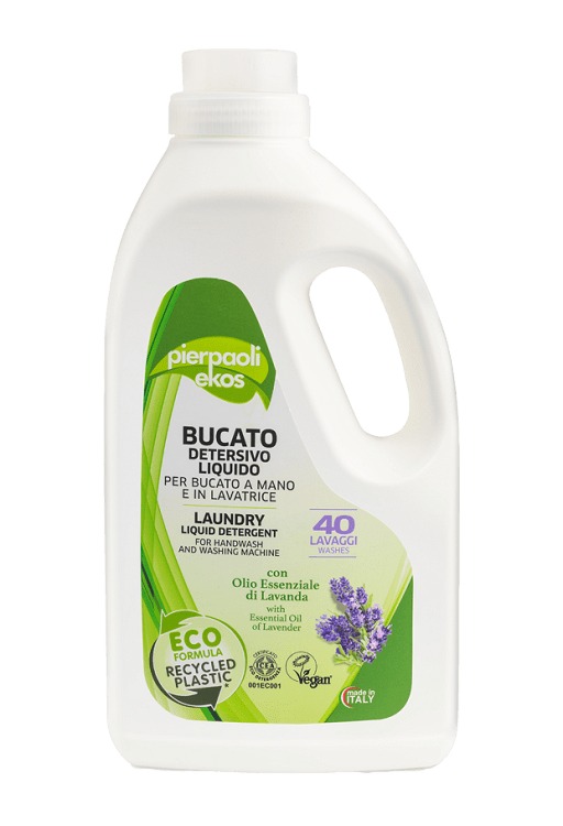 Liquid laundry detergent with lavender essential oil