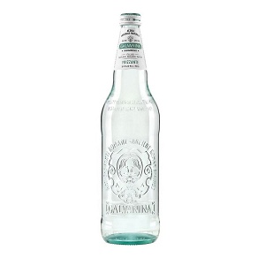 Sparkling mineral water