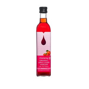 Apple cider vinegar with raspberry