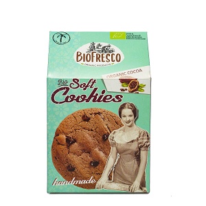 Soft cookies with dark chocolate and cocoa