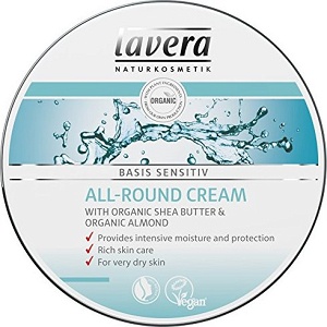 Moisture cream with shea butter and almond oil