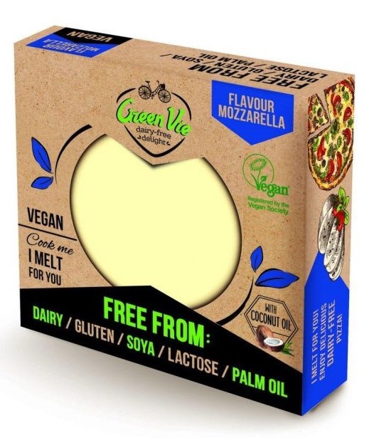 Plant based cheese with mozzarella flavour