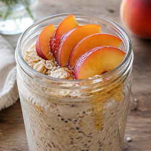 🍑 Overnight Oats με Ροδάκινο, Ταχίνι & Μέλι